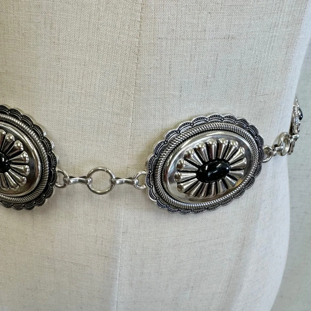 Silver Concho Chain Belt Black Faux Stone Western Boho Adjustable XS/Small‎